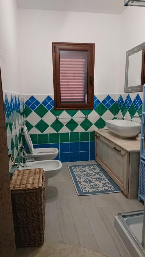 Appartamento Ziu Jori Cala Liberotto Luaran gambar